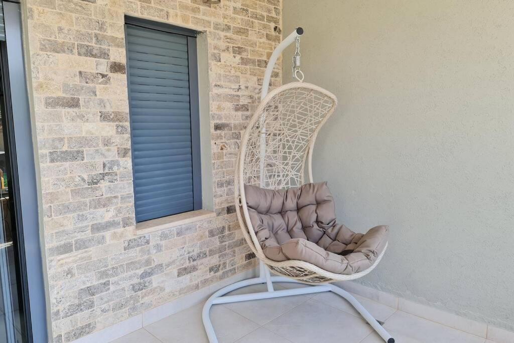 נוף הארבל עם חלון לכינרת Apartment Migdal Bagian luar foto