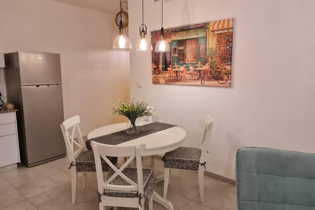 נוף הארבל עם חלון לכינרת Apartment Migdal Bagian luar foto