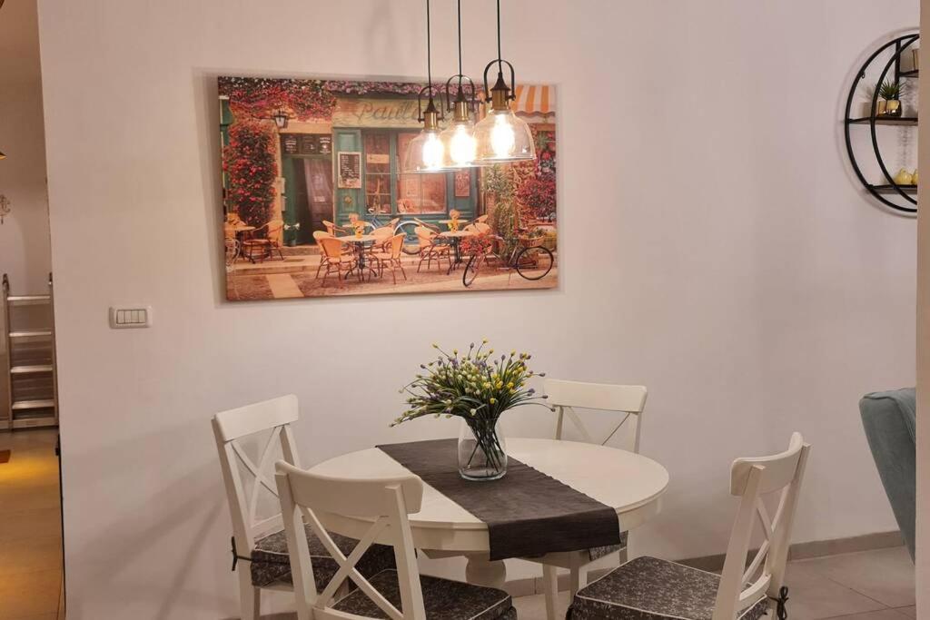 נוף הארבל עם חלון לכינרת Apartment Migdal Bagian luar foto