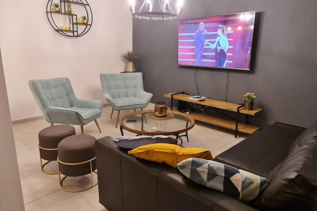 נוף הארבל עם חלון לכינרת Apartment Migdal Bagian luar foto
