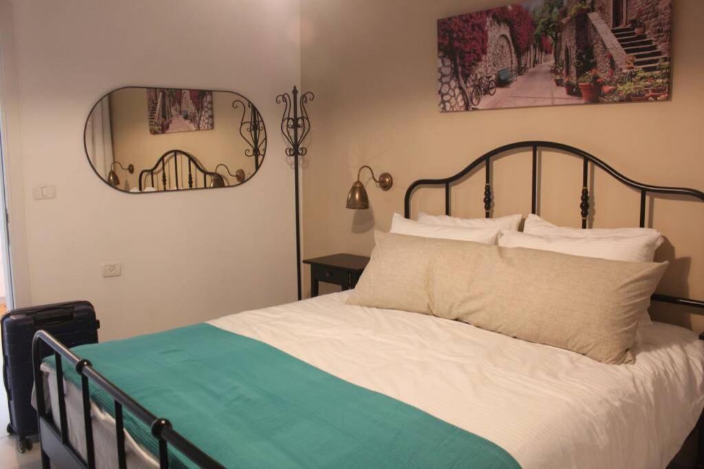 נוף הארבל עם חלון לכינרת Apartment Migdal Bagian luar foto
