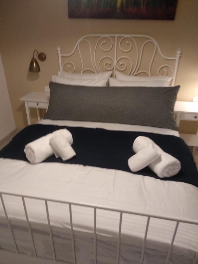 נוף הארבל עם חלון לכינרת Apartment Migdal Bagian luar foto